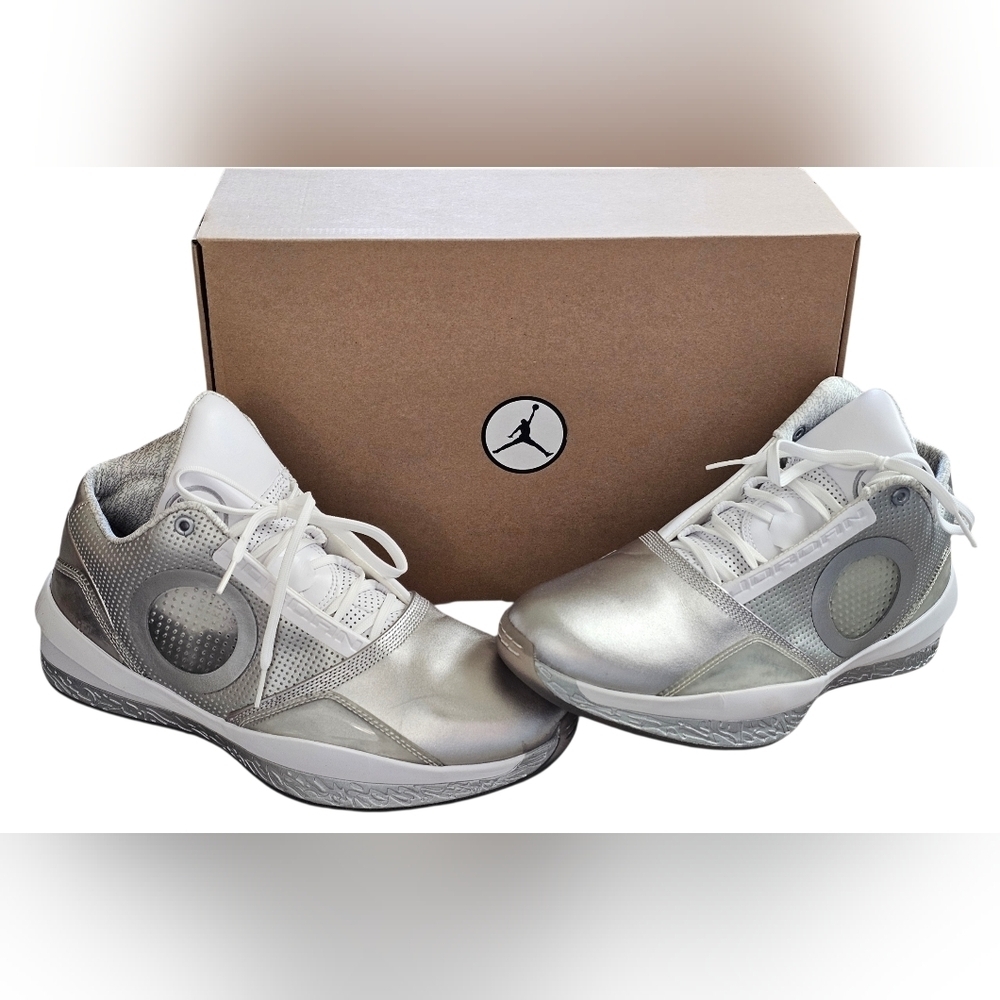 Nike Air Jordans 2010, Men's 10.5 Excellent Condition With Box.